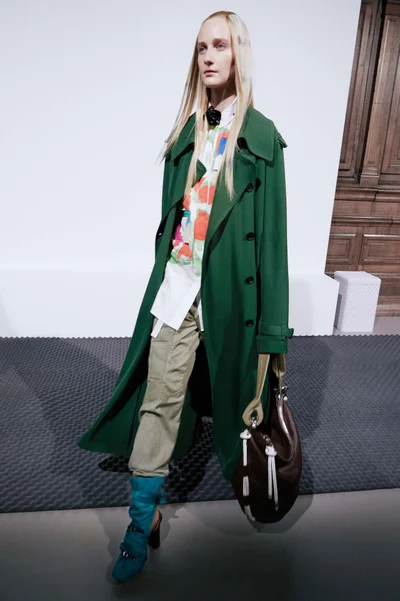 Look 13